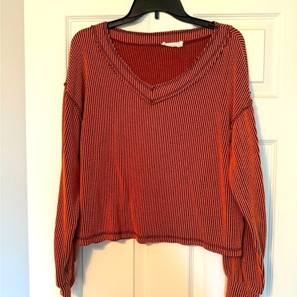 Sweaters - Lush Ribbed V-Neck Top